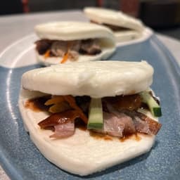 Peking duck bun