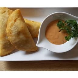 Shredded Chicken & Cheddar & Green Chile Empanada