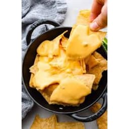 Full Cheese Nachos