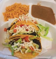 3 CRIPSY TACOS ARROZ Y FRIJOL